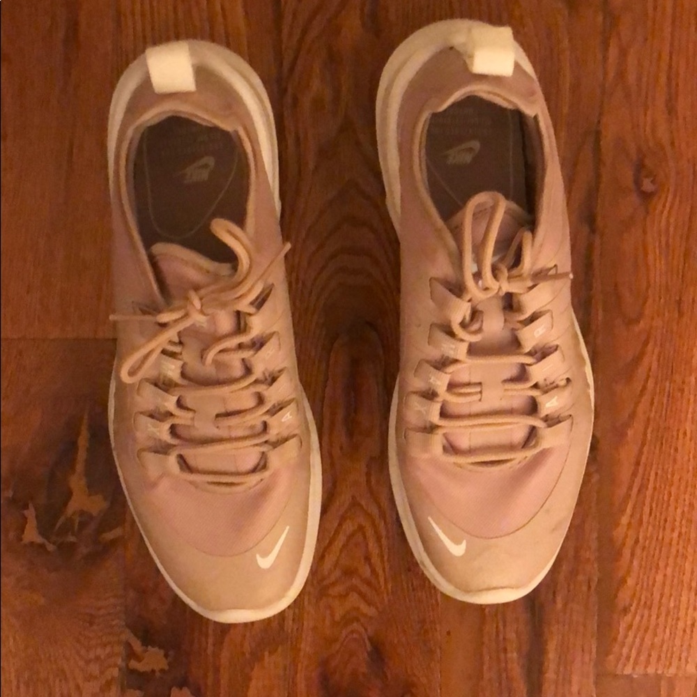 Nike Air Max size 6